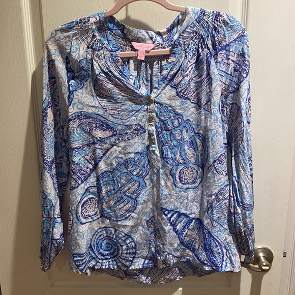 Lilly Pulitzer- Matilda Elsa silk top, blue peri stuffed shells - Picture 2 of 3
